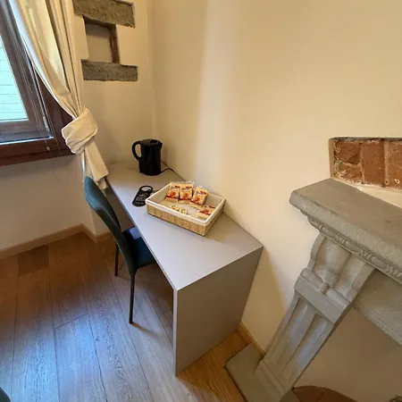 Guest house Serragli Luxury Casa Di Annusca 4*
