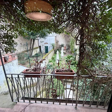 Serragli Luxury Casa Di Annusca Guest house 4*